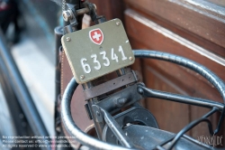 Viennaslide-00800161 Schweizer Fahrradkennzeichen, Fahrrad-Nummerntafel
