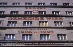 Viennaslide-00421703 Wien, Gemeindebau des 'Roten Wien' - Vienna, Council Tenement Block, 'Red Vienna', Winarsky-Hof, Stromstraße 36–38, Oskar Wlach, Oskar Strnad, Josef Frank, Josef Hoffmann, Peter Behrens 1925