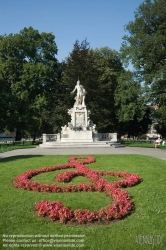 Viennaslide-01090325 Wien, Mozartdenkmal im Burggarten - Vienna, Burggarten, Mozart Monument