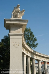 Viennaslide-01092413 Wien, Heldendenkmal der Roten Armee am Schwarzenbergplatz - Vienna, Russian Monument