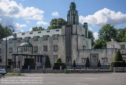 Viennaslide-05816129 Das Palais Stoclet ist eine von 1905 bis 1911 im Stil der Wiener Secession erbaute Villa in Woluwe-Saint-Pierre in der Region Brüssel-Hauptstadt. Architekt war Josef Hoffmann; von Gustav Klimt stammt der Stoclet-Fries.