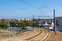 Viennaslide-05215972 Die Straßenbahn Caen (frz. Tramway de Caen) ist das Straßenbahnsystem der französischen Stadt Caen. Die Inbetriebnahme der ersten Linien erfolgte am 27. Juli 2019. Alle Linien nutzen in der Innenstadt von Caen einen gemeinsamen Streckenabschnitt.