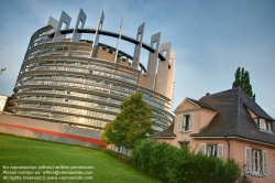 Viennaslide-05241530f Das Europäisches Parlament ist von der Architektengruppe 'Architecture Studio' aus Paris geschaffen worden