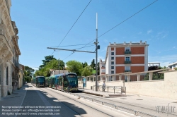 Viennaslide-05293101 Montpellier, moderne Tramway Linie 3, Fahrzeugdesign von Christian Lacroix - Montpellier, modern Tramway Line 3, Design by Christian Lacroix, Les Arceaux