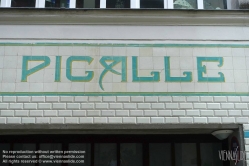 Viennaslide-05328258 Paris, Schriftzug Pigalle - Paris, Pigalle Sign