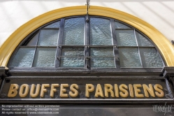 Viennaslide-05341416 Die Passage de Choiseul ist eine überdachte Ladenpassage mit Glasdach aus der ersten Hälfte des 19. Jahrhunderts im 2. Arrondissement in Paris. Die Passage de Choiseul ist ein schützenswertes Denkmal (monument historique).
