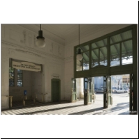 Viennaslide-03640214.jpg
