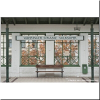 Viennaslide-03661017.jpg