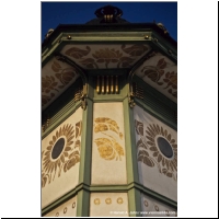 Viennaslide-03678003.jpg