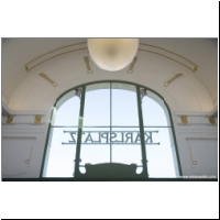 Viennaslide-03678144.jpg