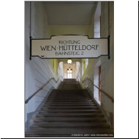 Viennaslide-03826103.jpg