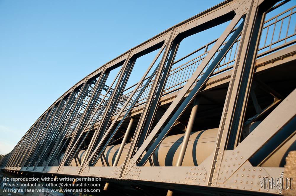 Viennaslide 00310313 jpg