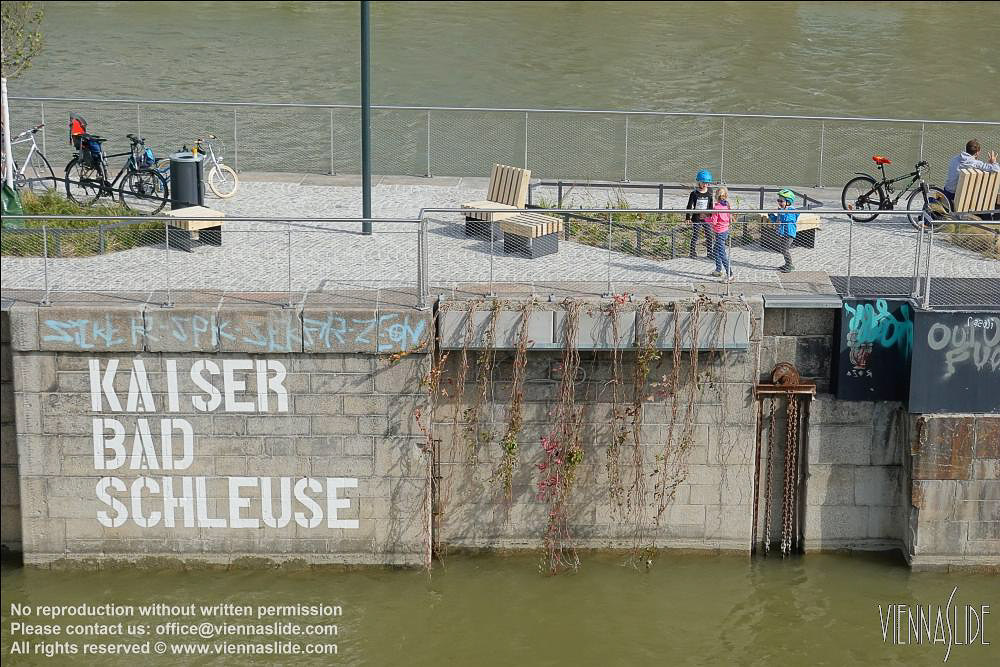 Viennaslide 00310334 jpg