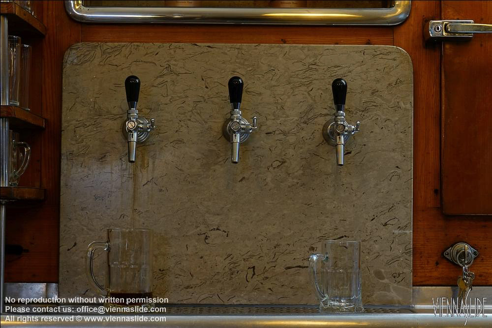 Viennaslide 00521414 jpg