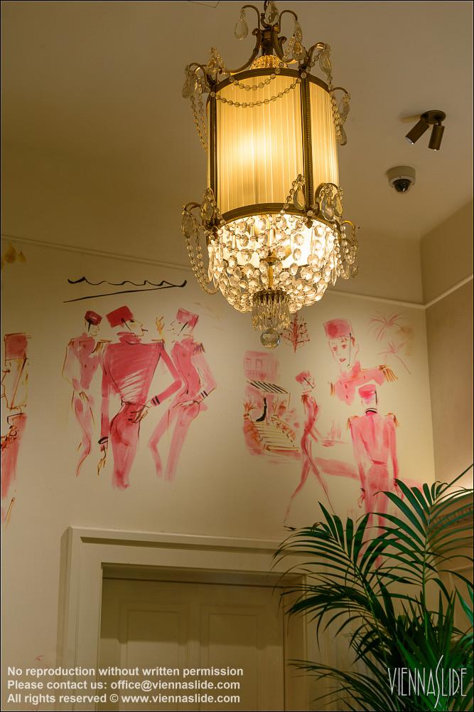 Viennaslide 00562367f jpg