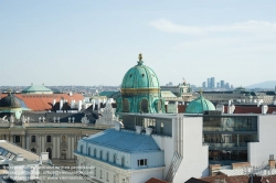 Viennaslide-00010280 Wien, Innenstadt, Dachausbauten für Bürooflächen in der Innenstadt vor Michaelerkuppel - Vienna, City Center