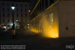 Viennaslide-00010287 Wien, Yellow Fog an der Verbund-Zentrale von Olafur Eliasson - Vienna, Yellow Fog by Olafur Eliasson