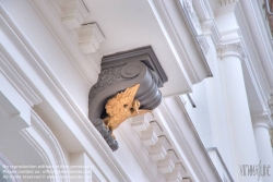 Viennaslide-00010524h Zur goldenen Ente, Detail an einem historischen Gebäude - Detail on a Historic Building