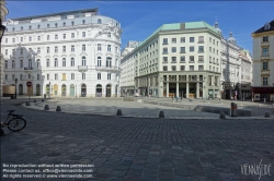 Viennaslide-00010526 Wien, menschenleerer Michaelerplatz, erster Tag der Maßnahmen gegen die Ausbreitung des Coronavirus - Vienna, deserted Michaelerplatz, first day of curfew because Corona Virus