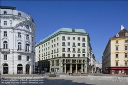 Viennaslide-00010564 Wien, wegen COVID-19 menschenleerer Michaelerplatz // Vienna, deserted Michaelerplatz due to COVID-19