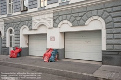 Viennaslide-00020158 Wien, Garageneinfahrten im Altbau