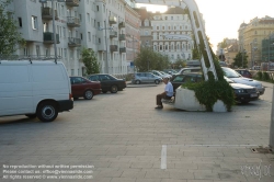 Viennaslide-00030224 Wien, zum Parkplatz umgewidmeter Spielplatz