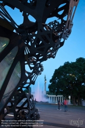 Viennaslide-00030318 Wien, Schwarzenbergplatz mit Skulptur 'The Morning Line' von Matthew Ritchie