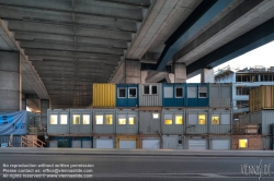 Viennaslide-00031106h Wien, Quartier St. Marx, Containerbüros unter der Autobahnbrücke