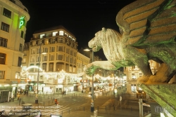 Viennaslide-00061103 Wien, Mariahilferstraße vor dem Umbau zur Fußgängerzone, Kreuzung Neubaugasse