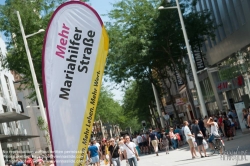 Viennaslide-00061204 Wien, Fußgängerzone Mariahilferstraße, Eröffnung am 1. 8. 2015