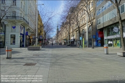 Viennaslide-00061211 Wien, menschenleere Mariahilfer Straße, erster Tag der Maßnahmen gegen die Ausbreitung des Coronavirus - Vienna, deserted Mariahilfer Strasse, first day of curfew because Corona Virus