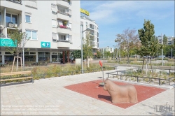 Viennaslide-00110157 Wien Simmering, 'Klimafitter' Platz // Vienna, Public Space, Greenery