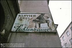 Viennaslide-00252135 Wien, Außenwerbung auf einer Feuermauer, Klavierhaus Fichtenbauer