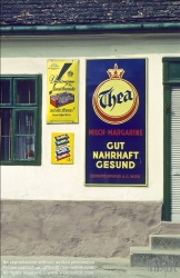 Viennaslide-00253029 Altes Lebensmittelgeschäft in Niederösterreich, Thea-Margarine