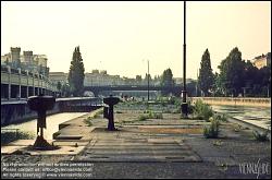 Viennaslide-00310101 Wien, Donaukanal, Kaiserbadschleuse, historische Aufnahme um 1985