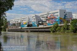Viennaslide-00310967 Wien, Donaukanal, Häuser von Zaha Hadid, Mural von Duo Twooo für Projekt Urban Island // Vienna, Zaha Hadid Houses with Mural by Duo Twooo