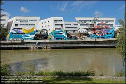 Viennaslide-00310968 Wien, Donaukanal, Häuser von Zaha Hadid, Mural von Duo Twooo für Projekt Urban Island // Vienna, Zaha Hadid Houses with Mural by Duo Twooo