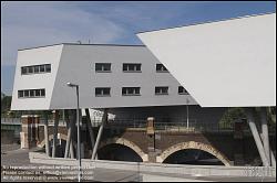 Viennaslide-00310976 Wien, Donaukanal, Spittelau, Wohnbauten von Zaha Hadid, 2005