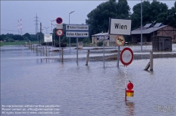Viennaslide-00316105 Wien, Alberner Hafen, Donauüberschwemmung, 9.8.1985