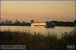 Viennaslide-00316230 Wien, Donau, Flusskreuzfahrt