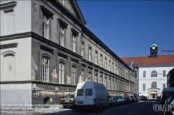 Viennaslide-00350021 Wien, Krankenhaus, Altes AKH, Abbruch des Traktes Garnisongasse in den 1980er Jahren