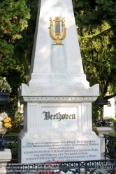 Viennaslide-00371127 Wien, Zentralfriedhof, Gedenkstein Ludwig van Beethoven (1770-1827) - Vienna Zentralfriedhof Cemetery, Ludwig van Beethoven Monument