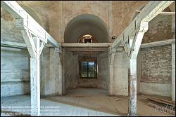 Viennaslide-00380369f Wien, Schloss Neugebäude, Obergeschoß, Spaziersaal - Vienna, Neugebaeude Palace, Interior Upper Floor