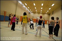 Viennaslide-00390116 Capoeira