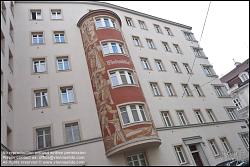 Viennaslide-00418004 Wien, Wohnbau, Windmühlhof, Fillgradergasse 21, Lokalhistorisches Sgraffito Windmühlhof von Igo Pötsch 1940, Architekt: Adolf Stöckl