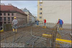 Viennaslide-00470637 Wien, Baustelle des Wohnbaus Beatrixgasse 11, Betonieren einer Geschoßdecke