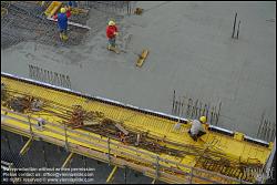 Viennaslide-00470648 Wien, Baustelle des Wohnbaus Beatrixgasse 11, Betonieren einer Geschoßdecke