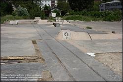 Viennaslide-00572190 Wien, Stadtentwicklungsgebiet Nordbahnhofgelände, Jugendliche bauen einen Skaterplatz - Vienna, City Development Area Nordbahnhofgelaende, Skater