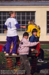 Viennaslide-00601233 Traiskirchen, Flüchtlingslager, Bosnische Flüchtlinge des Jugoslavien-Krieges