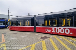 Viennaslide-00611216 Wien, Alstom, Präsentation der 1000. Straßenbahn von Alstom (früher Bombardier) aus Wien // Vienna, Presentation of the 1000th Streetcar by Alstom Vienna (former Bombardier)